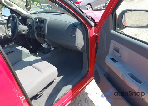 2007 Dodge Dakota Slt z USA, uszkodzony, nr VIN 1D7HW48P47S241350